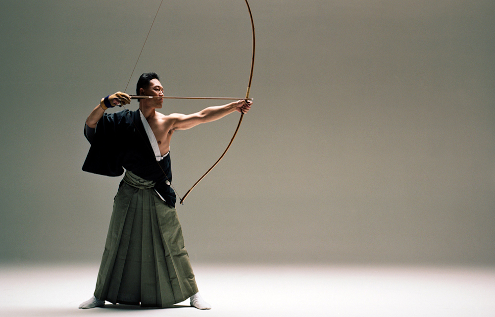 Bộ môn Kyudo đòi hỏi sự kết hợp của thể lực và tinh thần. (Ảnh từ Internet)