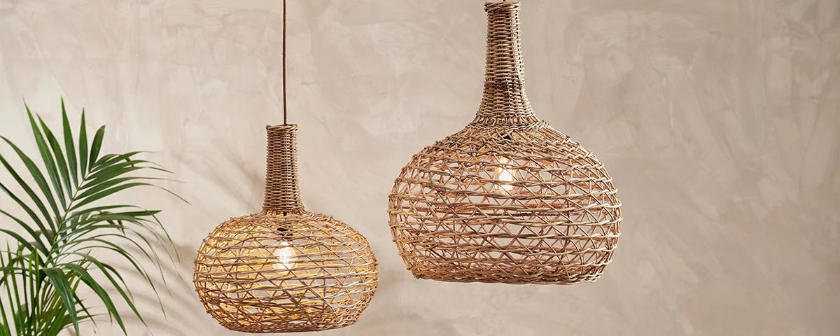 Bộ đèn mây tre Việt Nam.