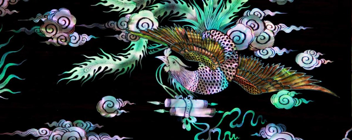 Sản phẩm khảm trai Việt Nam tinh tế.