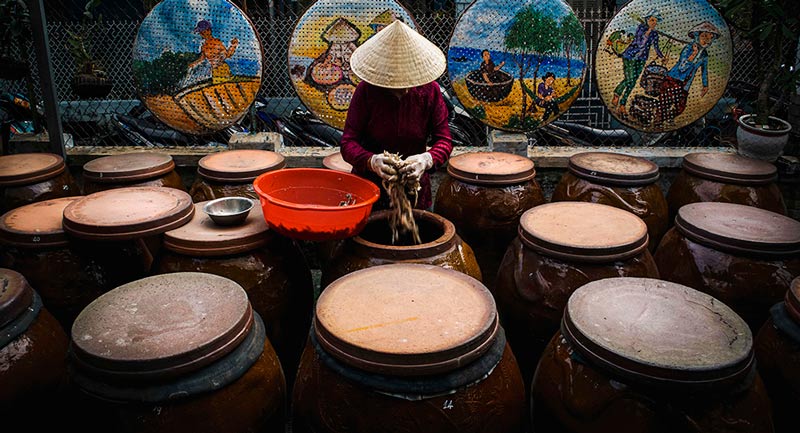 Làng nước mắm Nam Ô